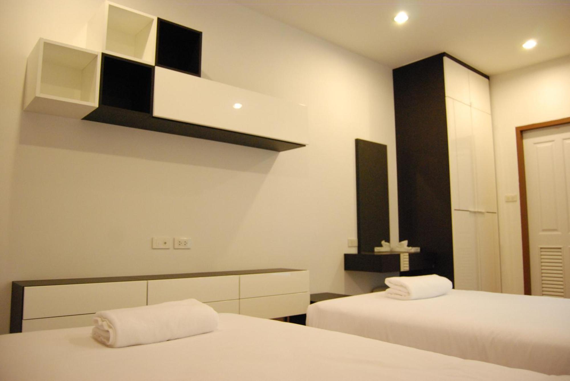 V-Twin Donjan Service Apartment Chiang Mai Bagian luar foto