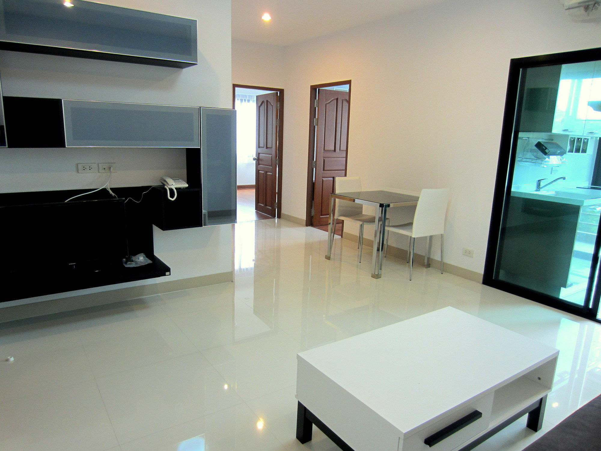 V-Twin Donjan Service Apartment Chiang Mai Bagian luar foto