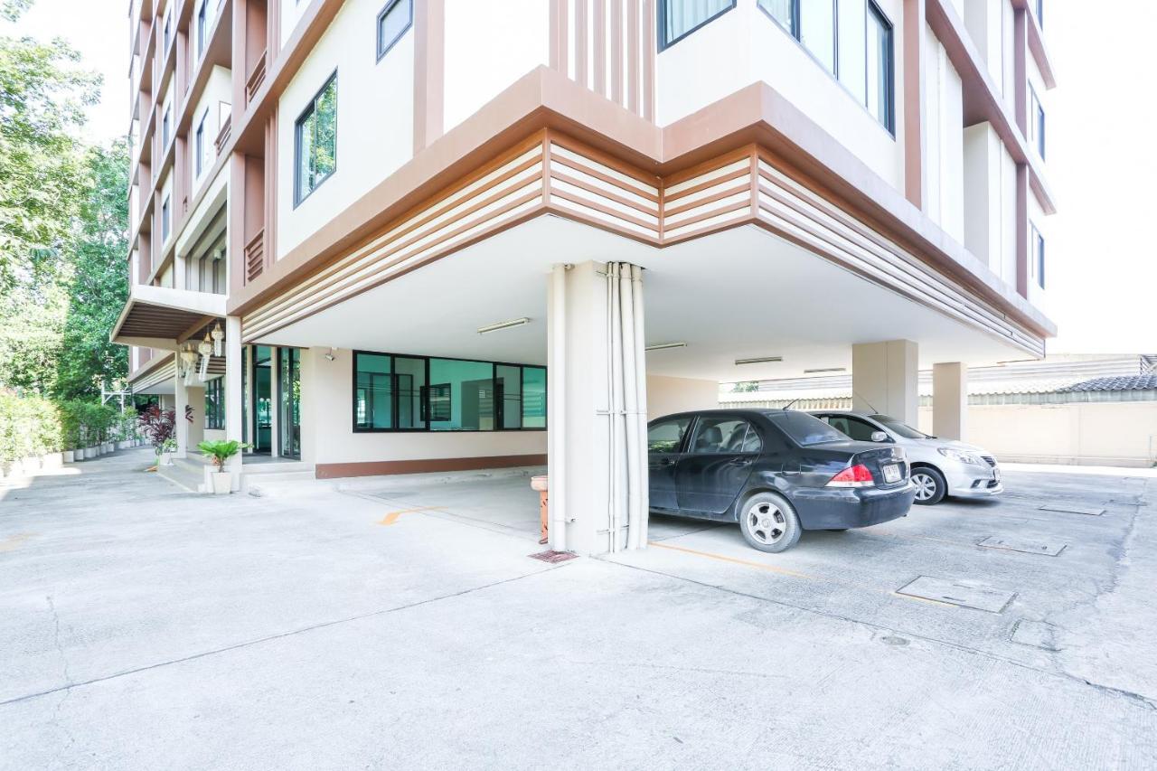 V-Twin Donjan Service Apartment Chiang Mai Bagian luar foto