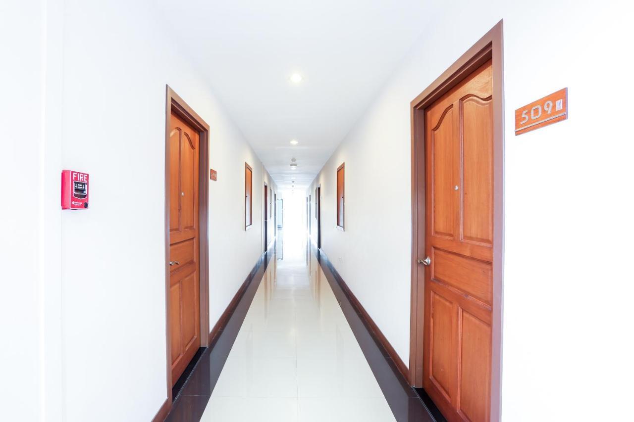 V-Twin Donjan Service Apartment Chiang Mai Bagian luar foto