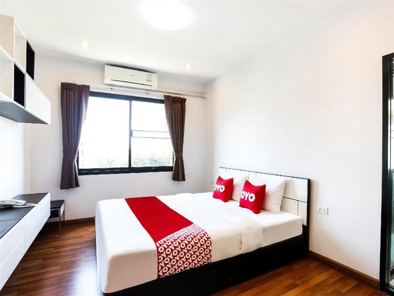 V-Twin Donjan Service Apartment Chiang Mai Bagian luar foto